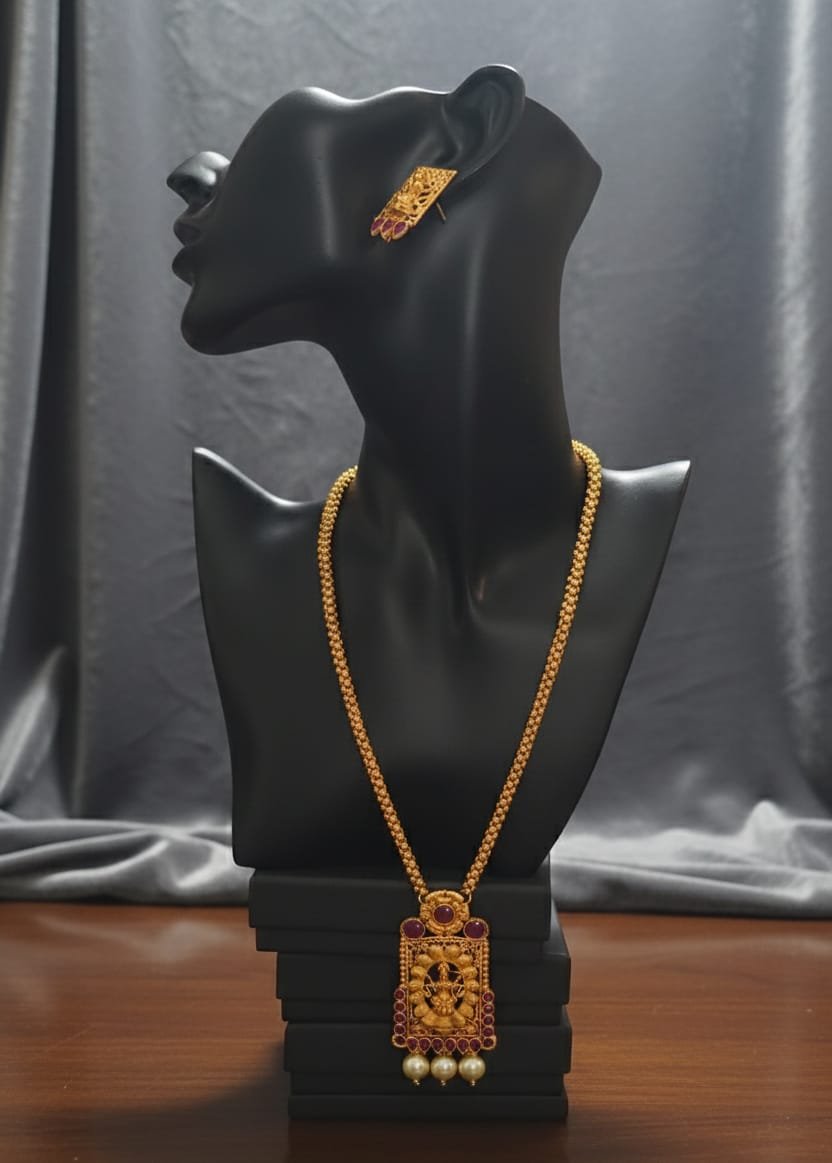 Lekshmi necklace